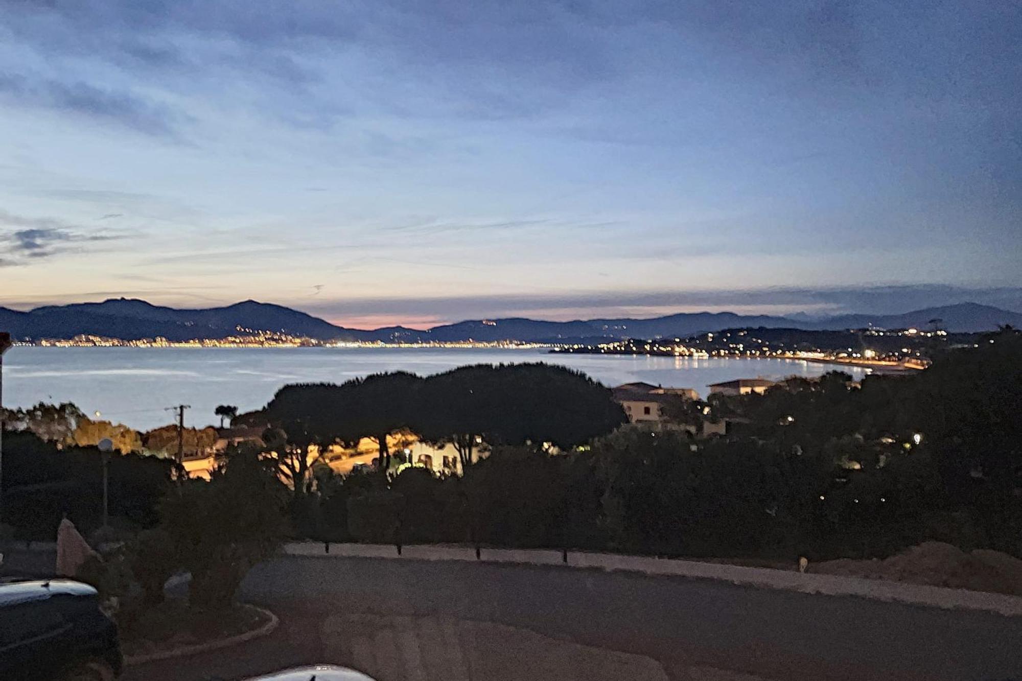 Haut De Villa Vue Mer 3 Pieces Climatise & Wifi 4 A 6 Personnes Pietrosella エクステリア 写真